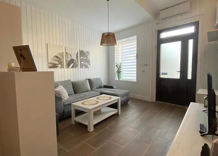 Baja's Garden 巴伊纳巴什塔